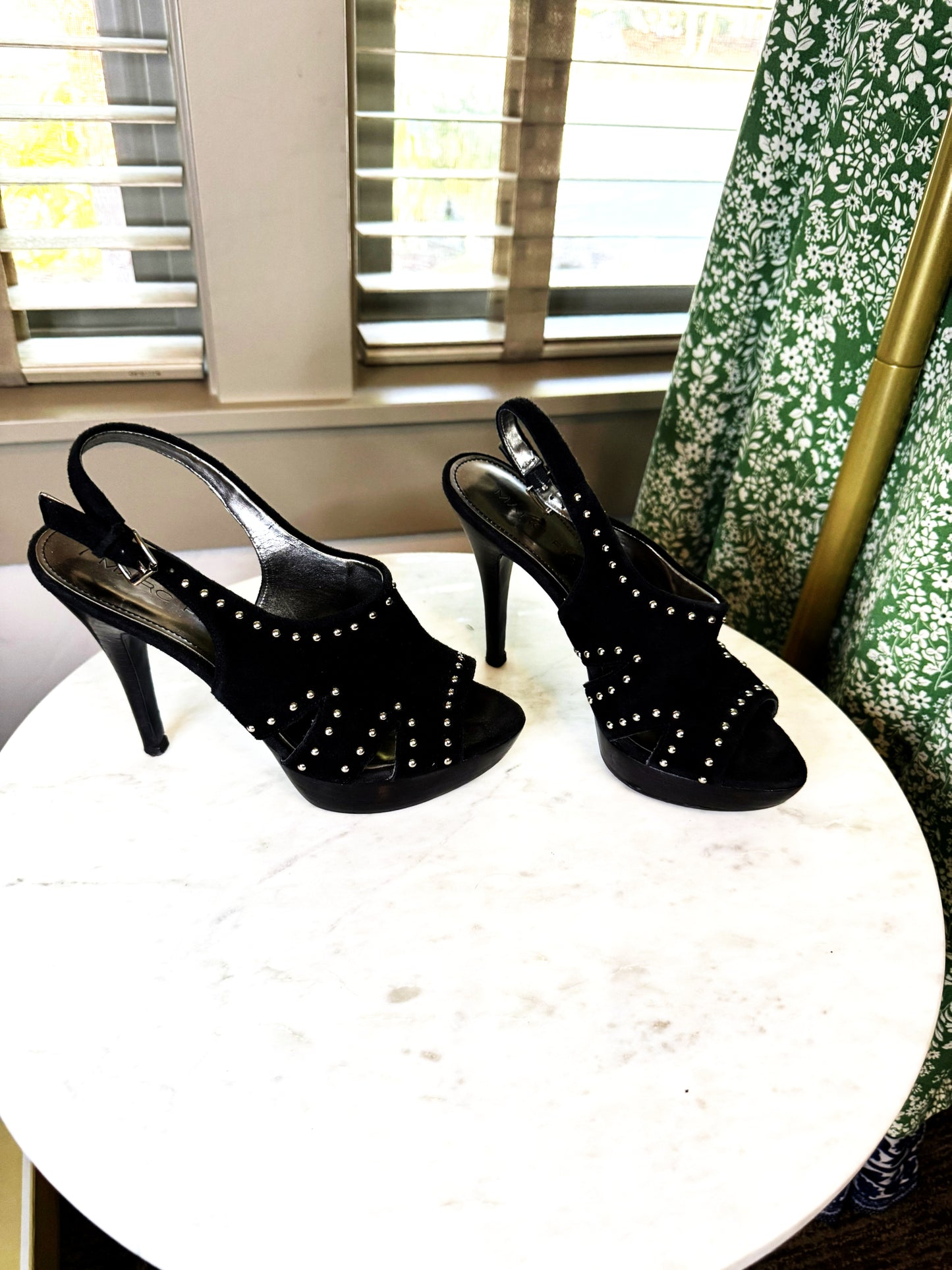 Marc Fisher Teron Black Suede Studded Platform Heels – Size 6