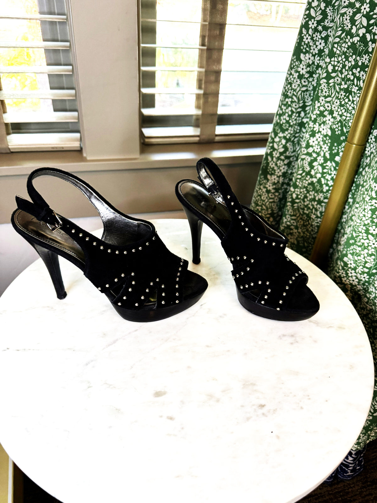 Marc Fisher Teron Black Suede Studded Platform Heels – Size 6
