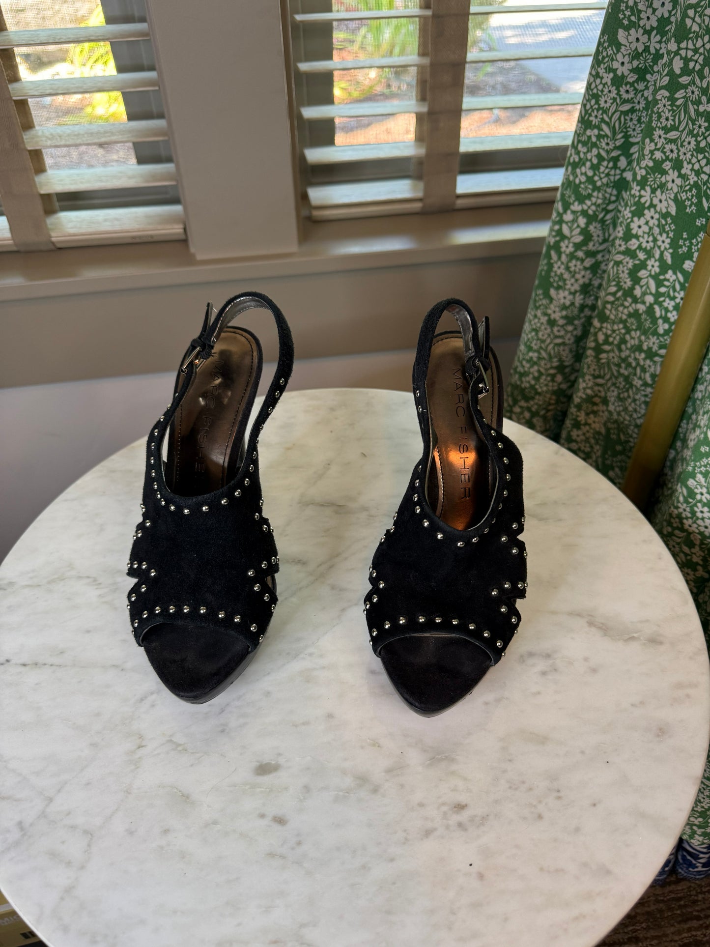 Marc Fisher Teron Black Suede Studded Platform Heels – Size 6