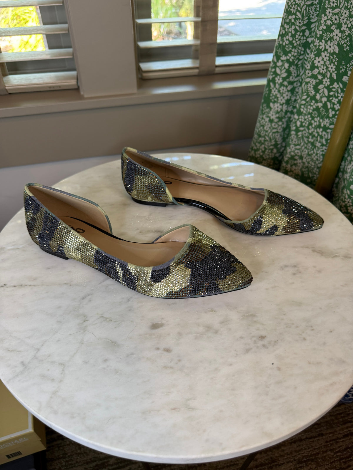 Mix No. 6 Rhinestone Pointed-Toe Flats – Size 6